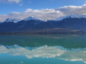 Sailing Lake Clark Photo